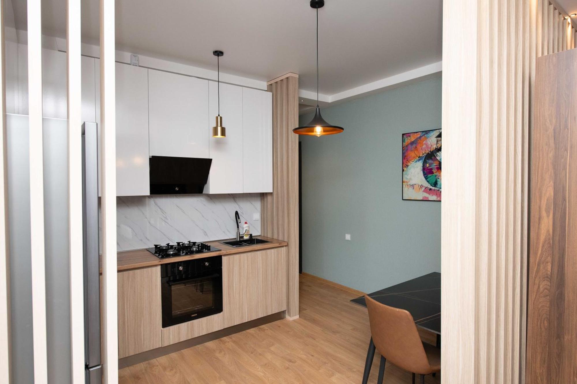 Gori Palace Apartments Luaran gambar