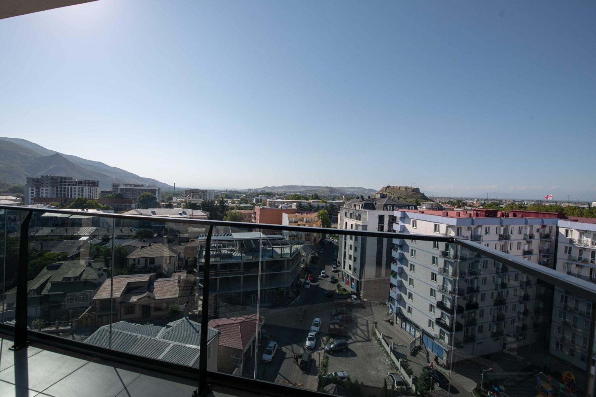 Gori Palace Apartments Luaran gambar