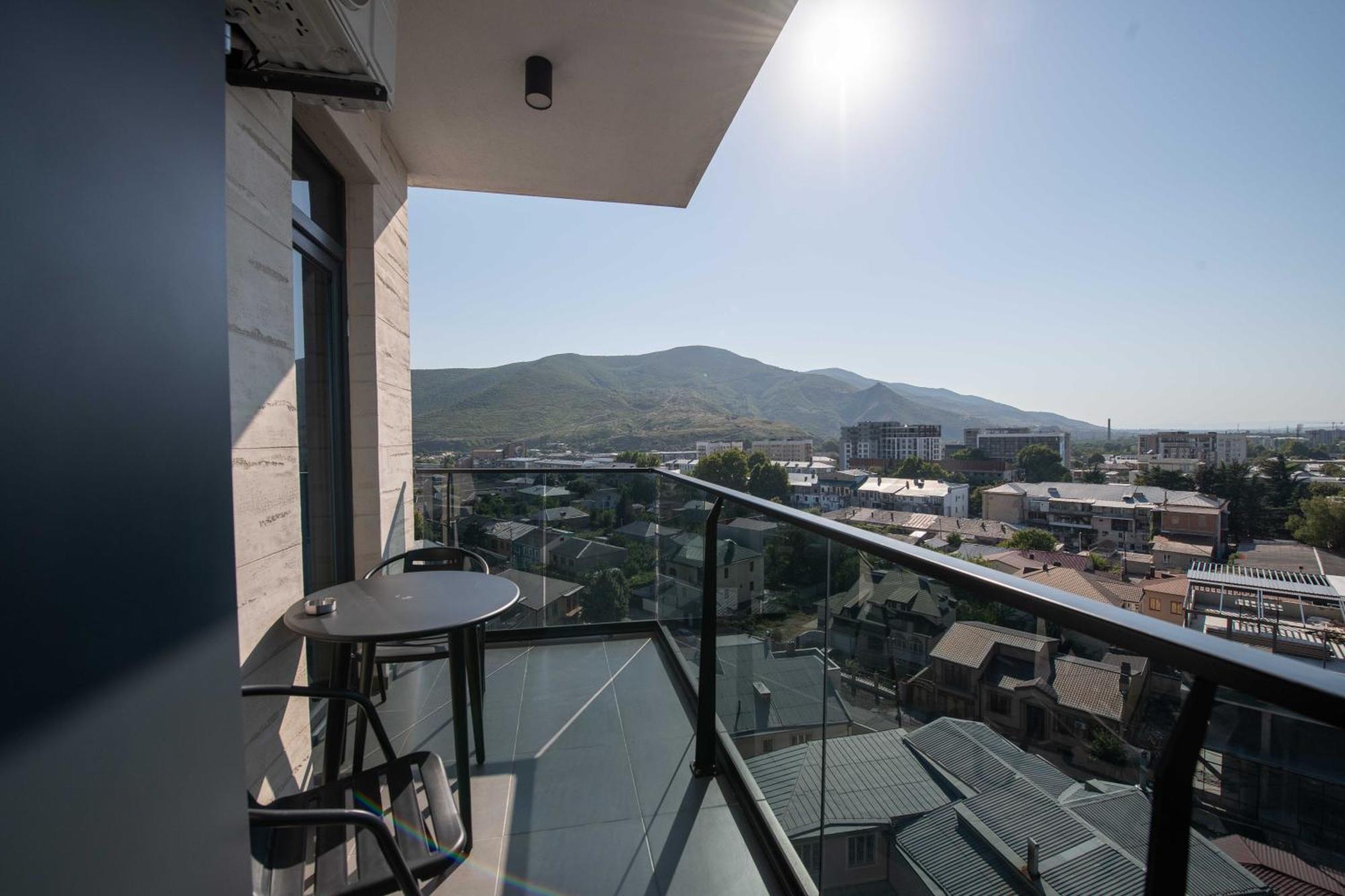 Gori Palace Apartments Luaran gambar